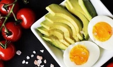 lose weight on the keto diet, what you can and cannot eat