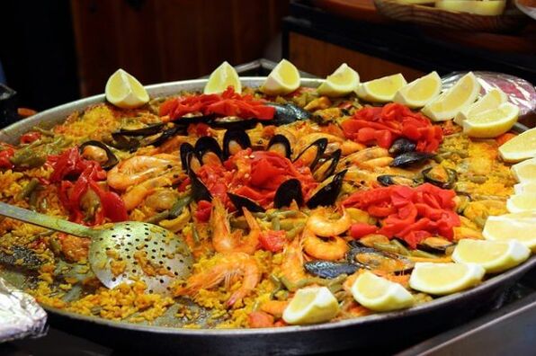 Seafood paella for the Mediterranean diet